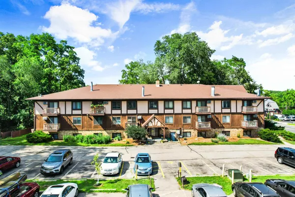 $170,000 | 2564 Branch, Unit 12, Middleton, WI 53562