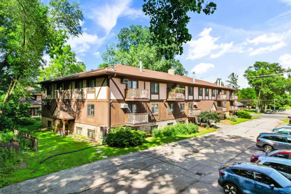 $170,000 | 2564 Branch, Unit 12, Middleton, WI 53562