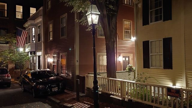 $2,500,000 | 5 Smith Court, Boston, MA 02114