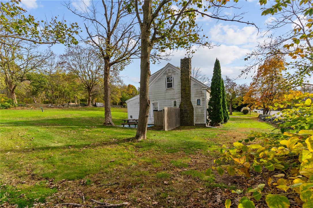 1144 West Main Road Portsmouth, RI 02871 - Photo 11 of 28