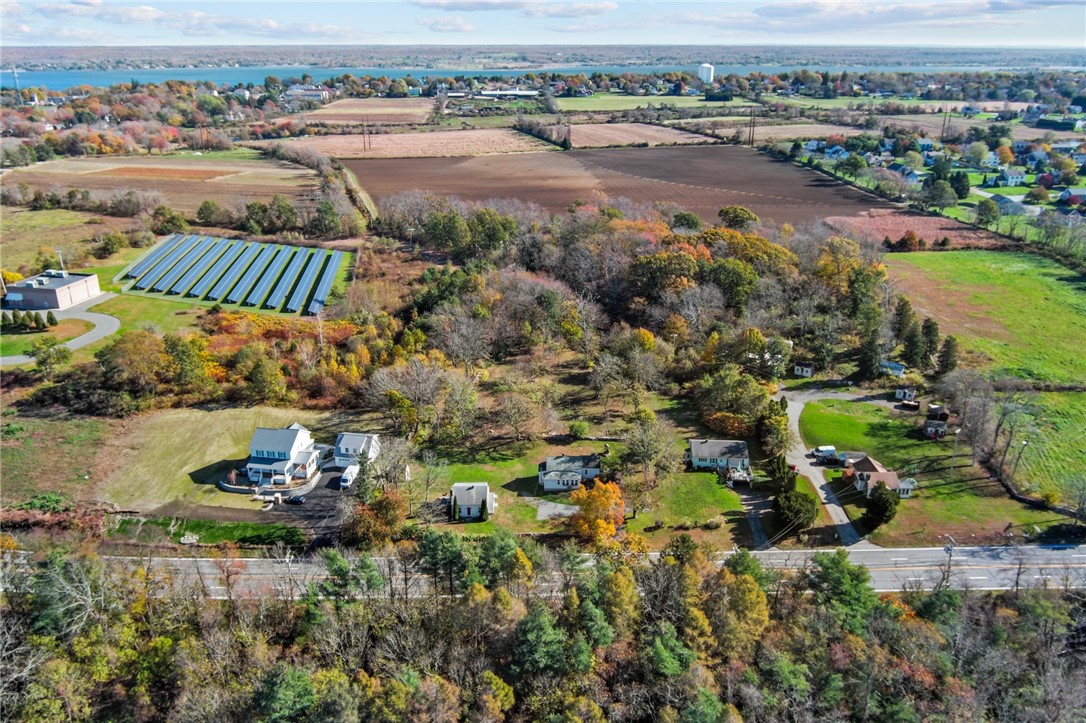 1144 West Main Road Portsmouth, RI 02871 - Photo 3 of 28