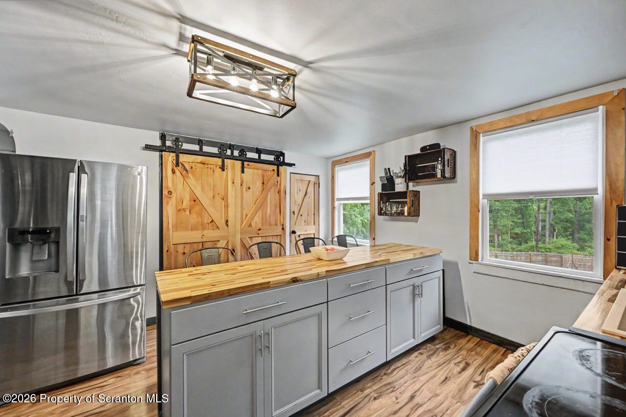 311 Knapp Road Clarks Summit, PA 18411 - Photo 22 of 58 Kitchen