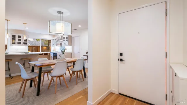 $1,325,000 | 1881 Las Gallinas Avenue, San Rafael, CA 94903