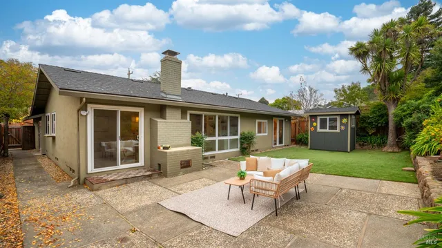 $1,325,000 | 1881 Las Gallinas Avenue, San Rafael, CA 94903