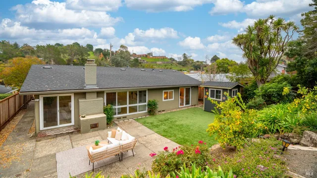 $1,325,000 | 1881 Las Gallinas Avenue, San Rafael, CA 94903