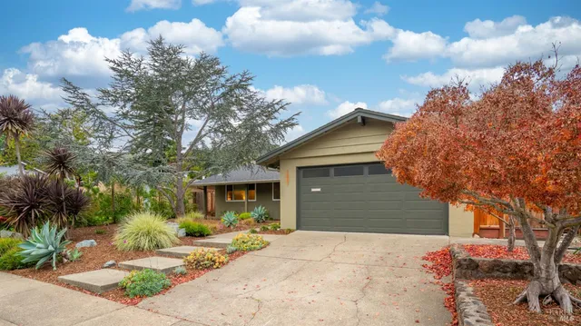 $1,325,000 | 1881 Las Gallinas Avenue, San Rafael, CA 94903