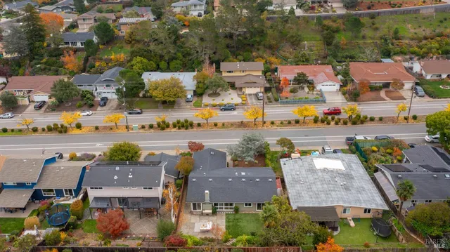 $1,325,000 | 1881 Las Gallinas Avenue, San Rafael, CA 94903