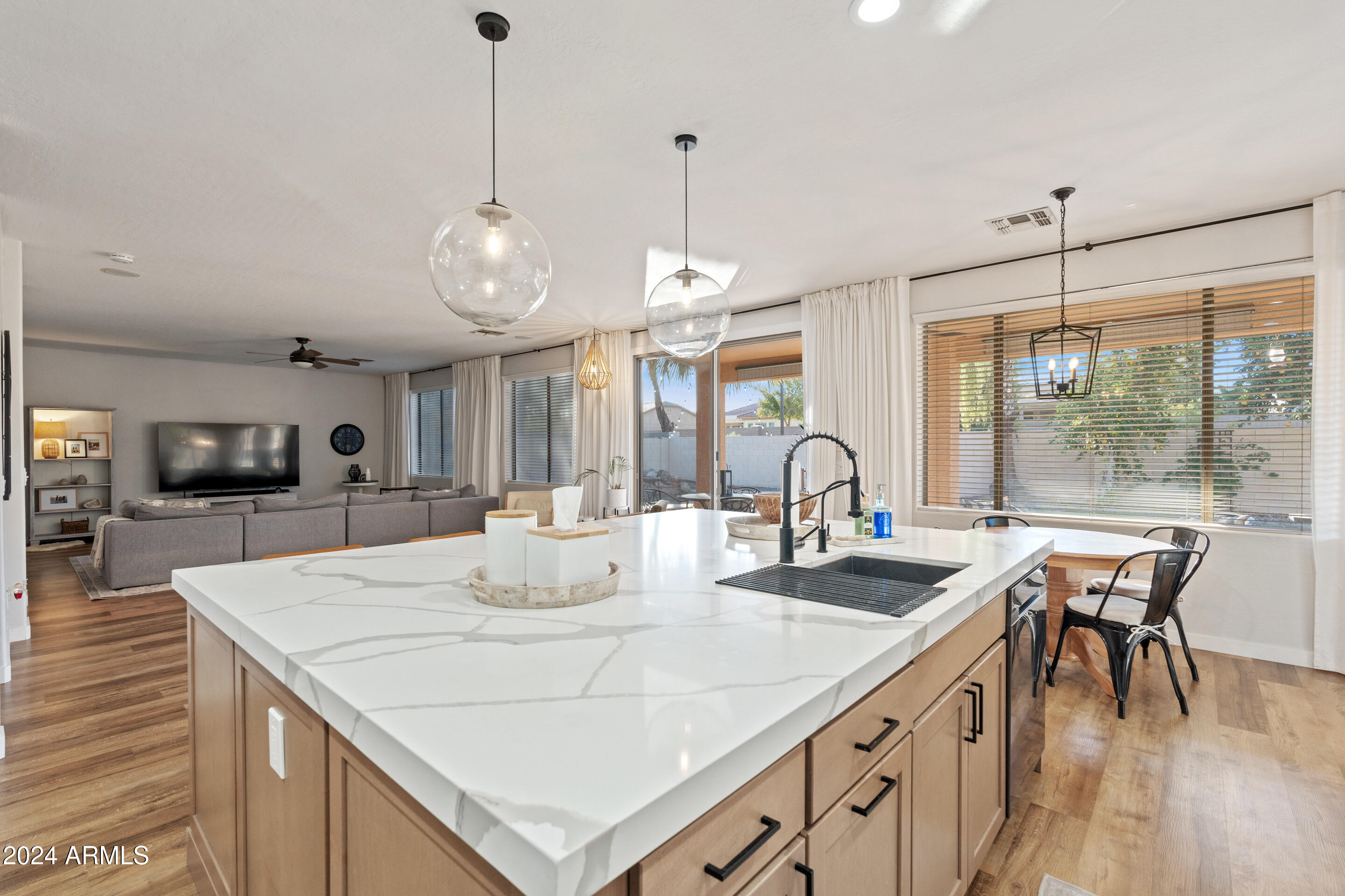 2811 East Riviera Place Chandler, AZ 85249 - Photo 10 of 36 Gallery Image 10