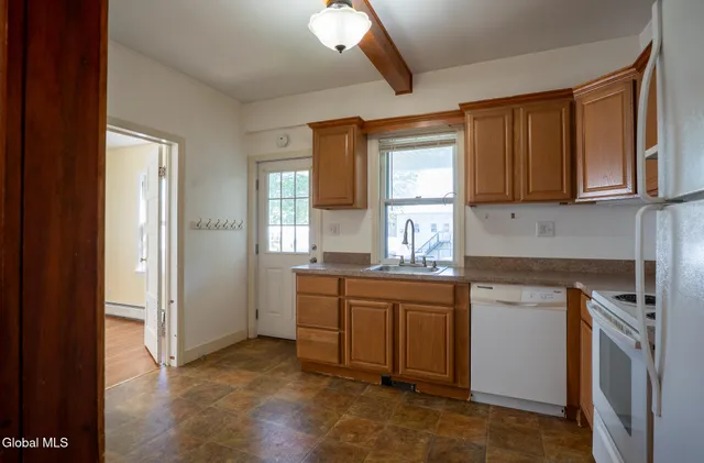 $395,000 | 3 Grove Street, Bethlehem, NY 12054