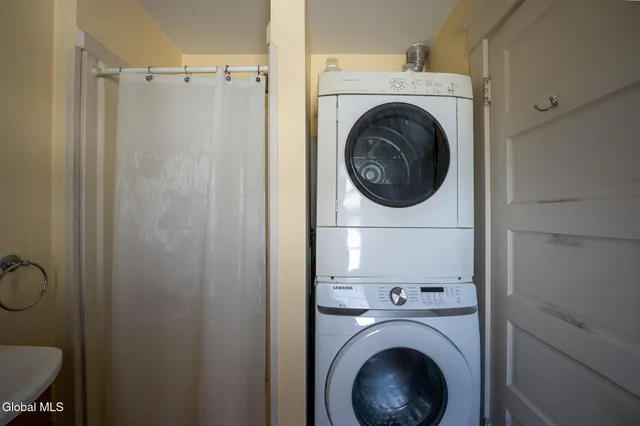 $395,000 | 3 Grove Street, Bethlehem, NY 12054