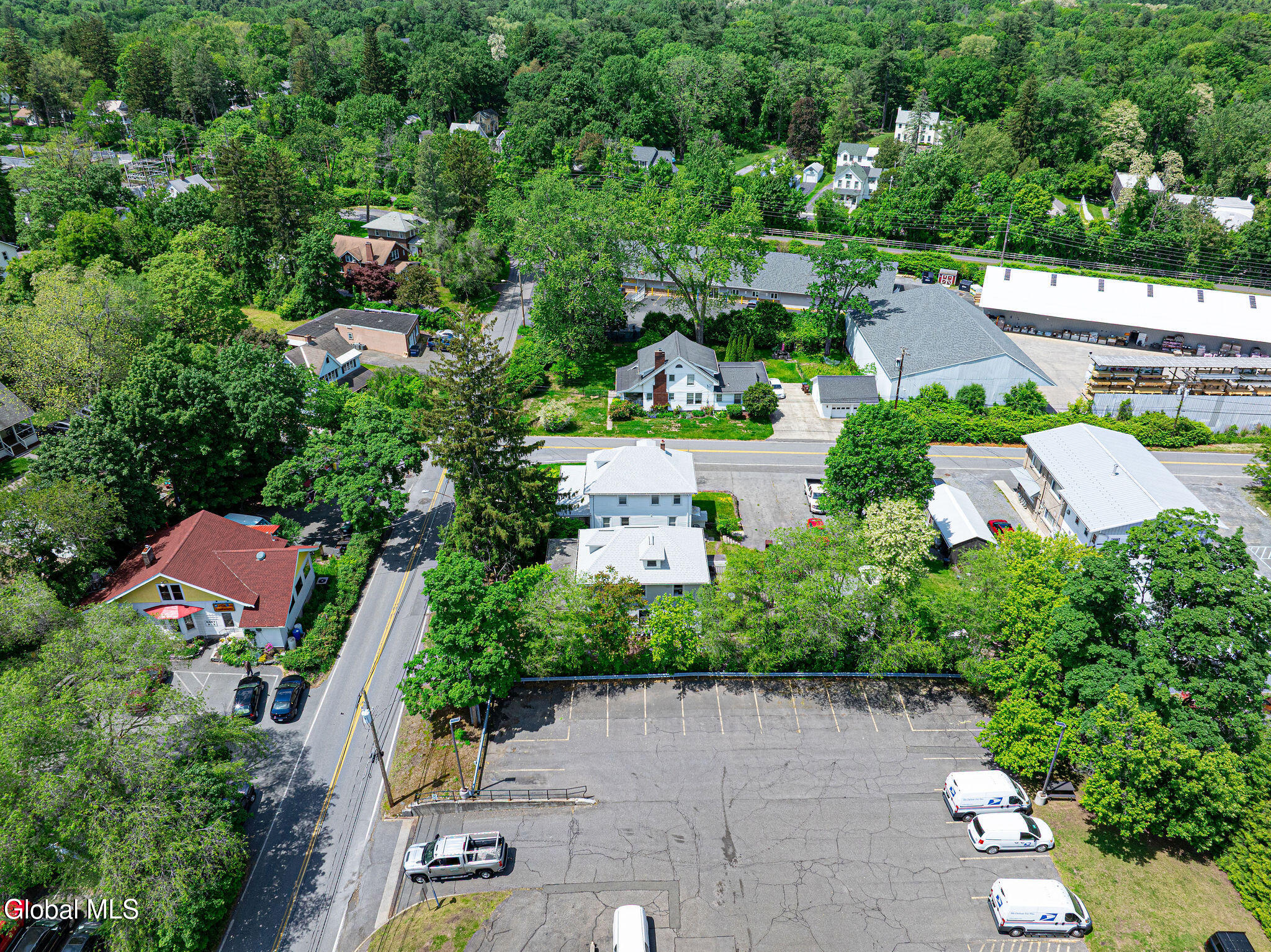 3 Grove Street Bethlehem, NY 12054 - Photo 34 of 36 34