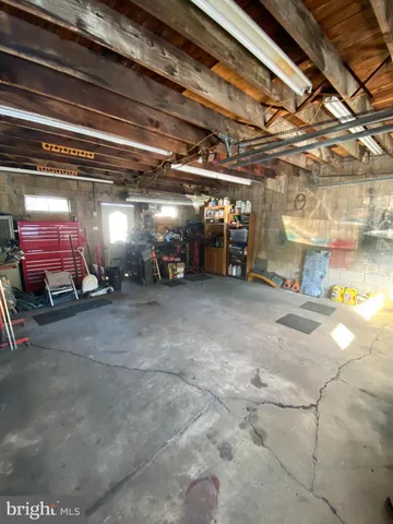 a view of parking area