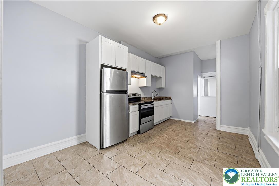 306 Ridge Avenue Allentown, PA 18102 - Photo 10 of 26