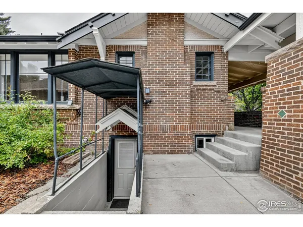 $1,125,000 | 2065 Holly Street, Denver, CO 80207
