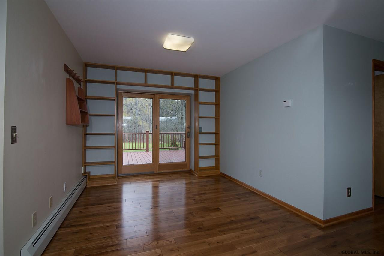 263 Bullock Road New Scotland, NY 12159 - Photo 3 of 25 Photo 3