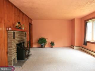 715 Edgewood Road Riegelsville, PA 18077 - Photo 5 of 5