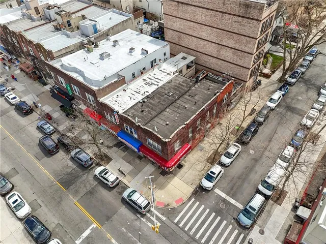 $1,090,000 | 304 Ditmas Avenue | Kensington