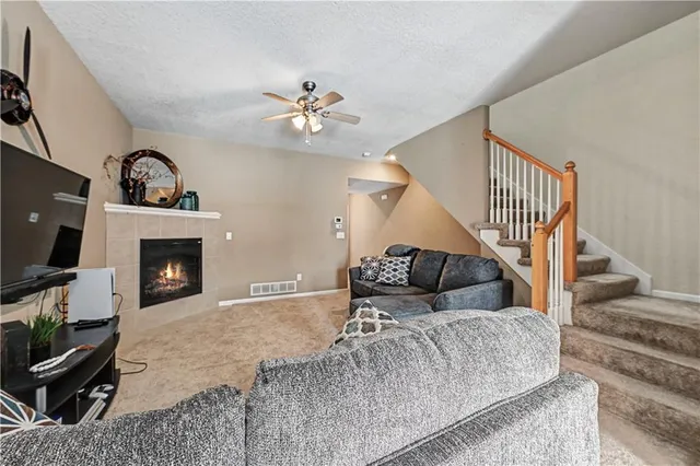 $210,000 | 1645 Southwest Madison Street, Lee's Summit, MO 64081