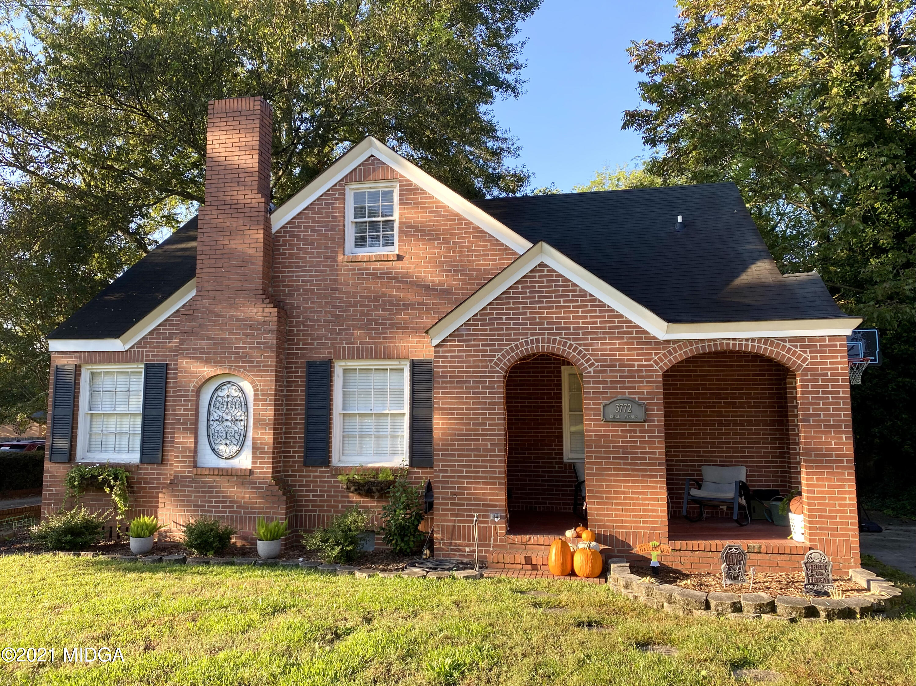 3772 Ridge Avenue Macon, GA 31204 - Photo 1 of 16 CF8CC45F-078E-4792-8FB0-AA905C5045FB