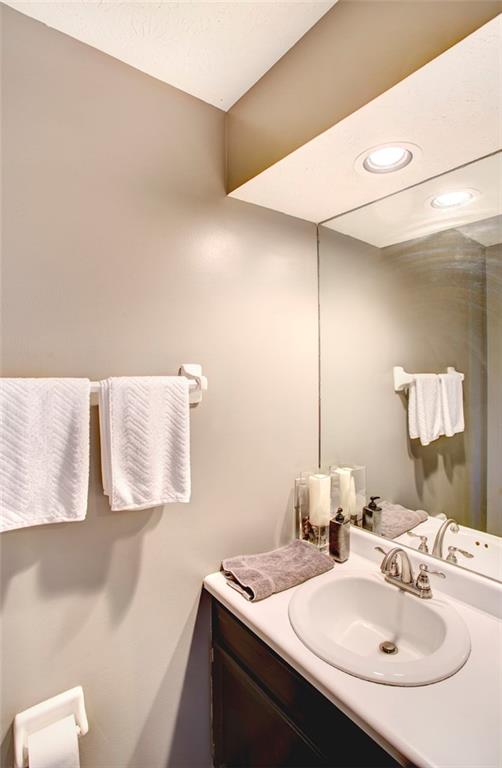 405 Spring Run Drive Monroeville, PA 15146 - Photo 11 of 24