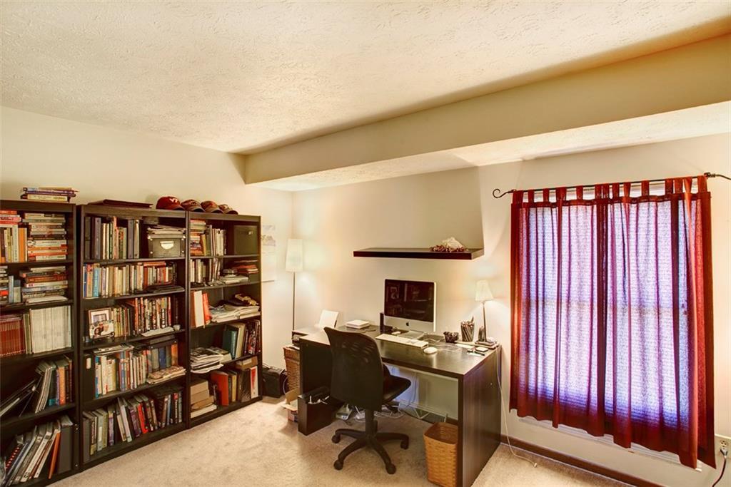 405 Spring Run Drive Monroeville, PA 15146 - Photo 14 of 24