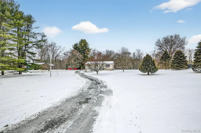 $430,000 | 917 Scotchtown Collabar Road, Middletown, NY 10941