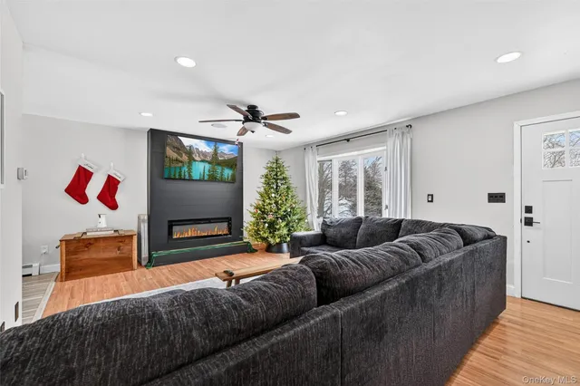 $430,000 | 917 Scotchtown Collabar Road, Middletown, NY 10941