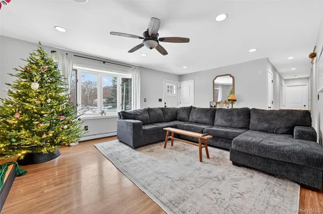 $430,000 | 917 Scotchtown Collabar Road, Middletown, NY 10941