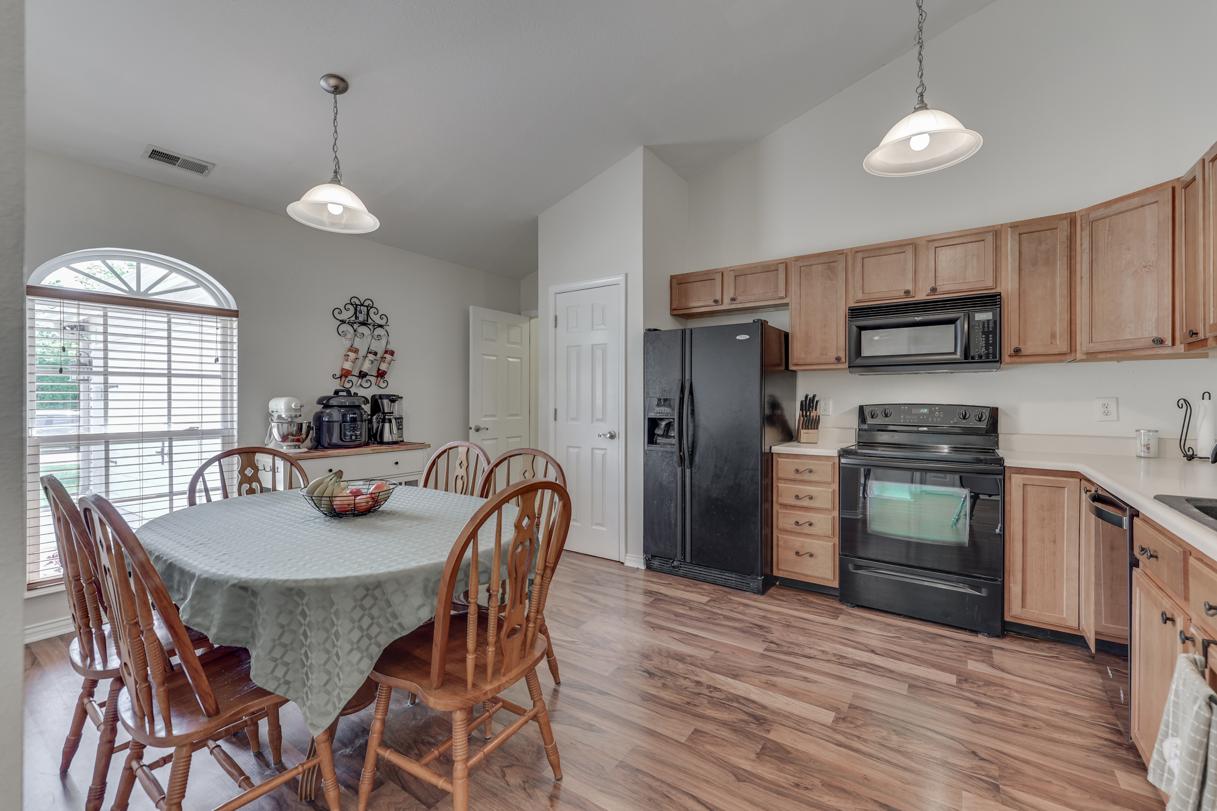 9010 Hosta Way Camby, IN 46113 - Photo 12 of 35