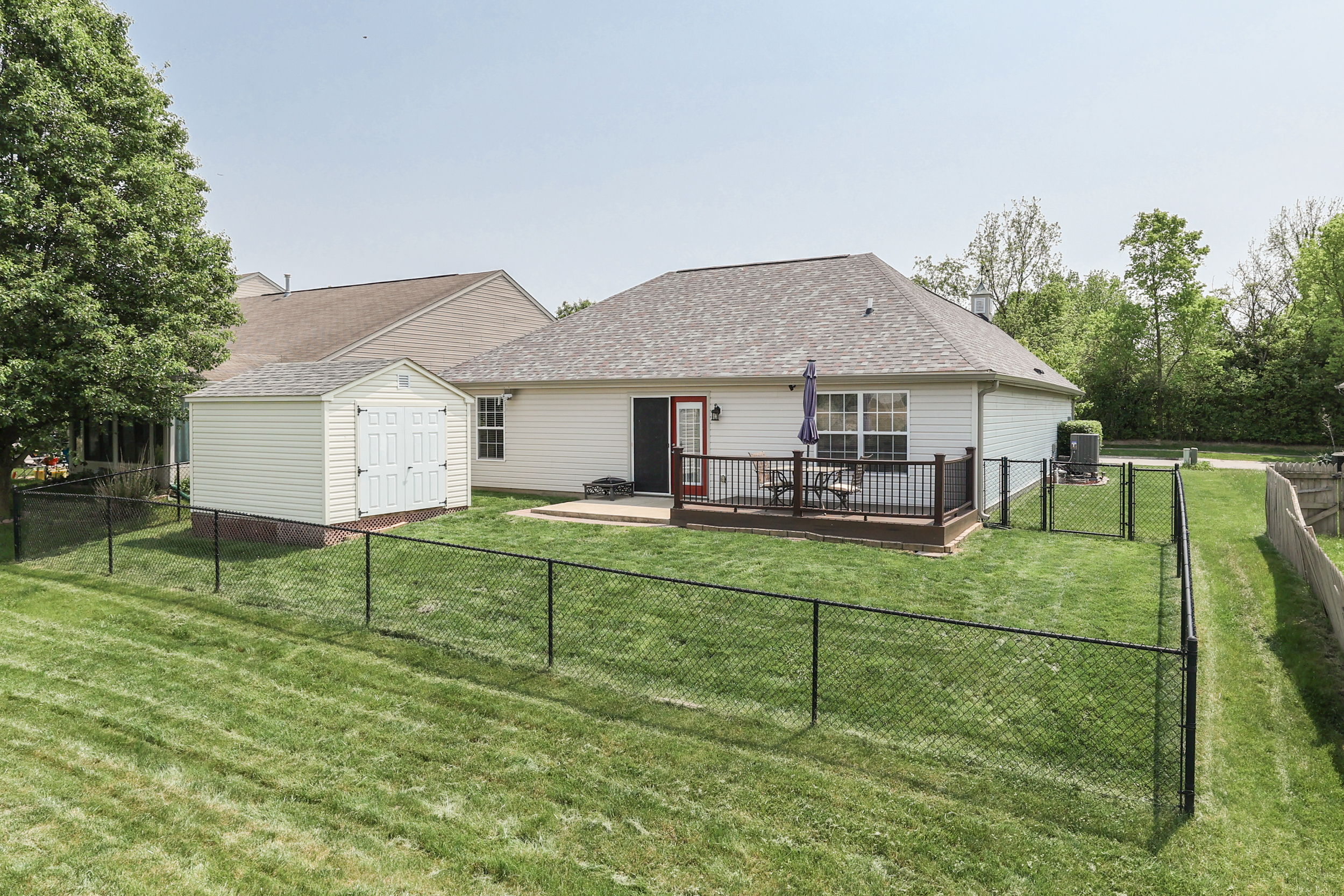 9010 Hosta Way Camby, IN 46113 - Photo 29 of 35