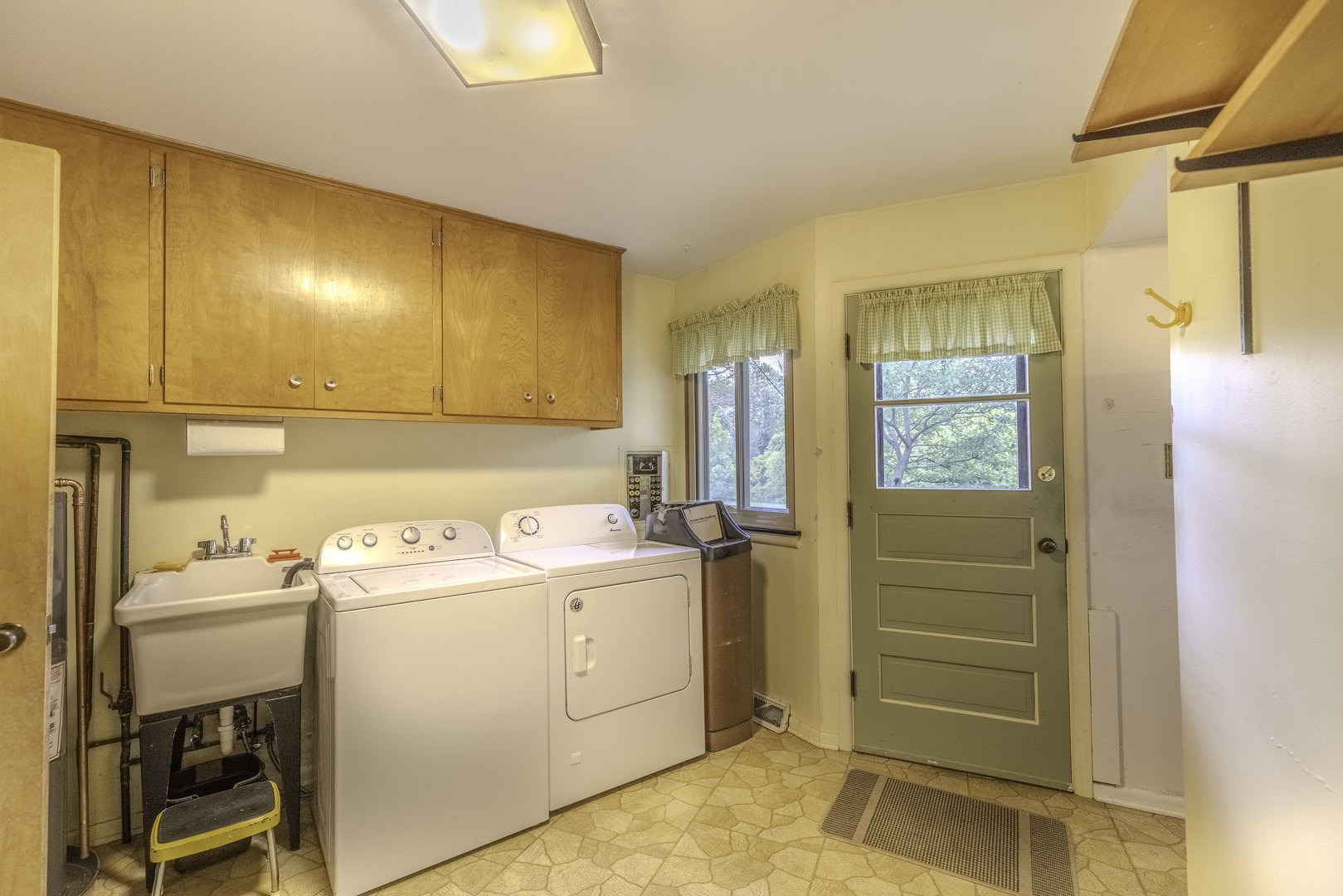 853 Cramer Court Willowbrook, IL 60527 - Photo 16 of 27