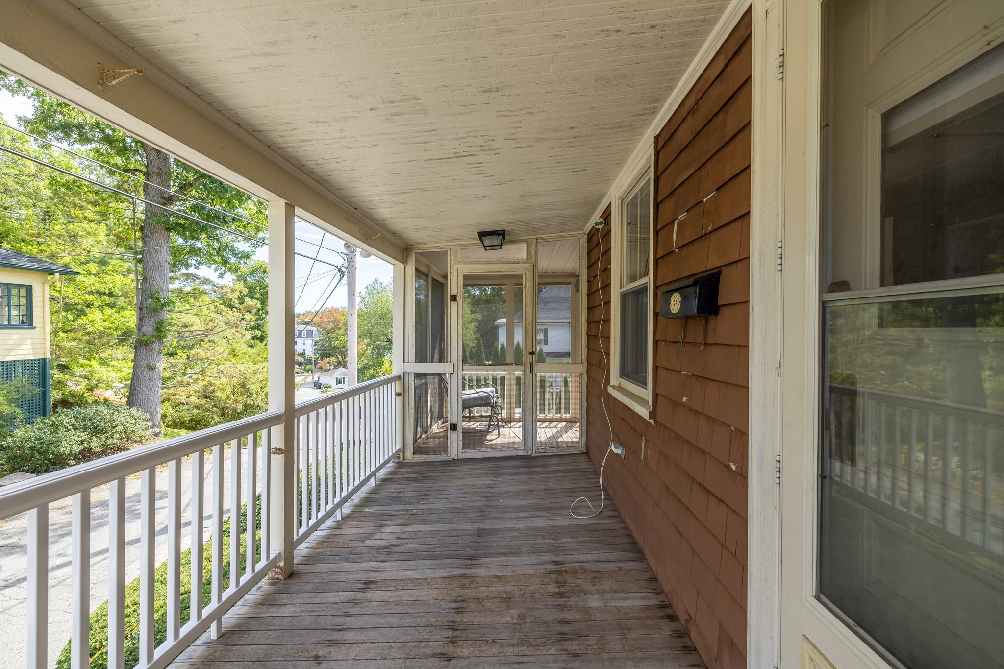 6 Hillcrest Road Beverly, MA 01915 - Photo 7 of 36 Gallery Image 7