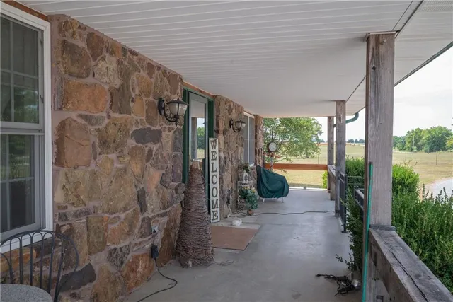 $1,350,000 | 674 North N Highway, Lamar, MO 64759