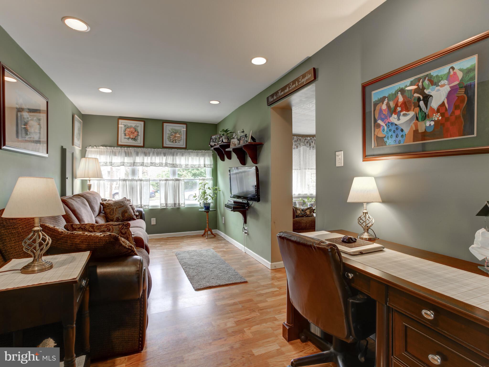 309 Steel Road Havertown, PA 19083 - Photo 21 of 36 Gallery Image 21