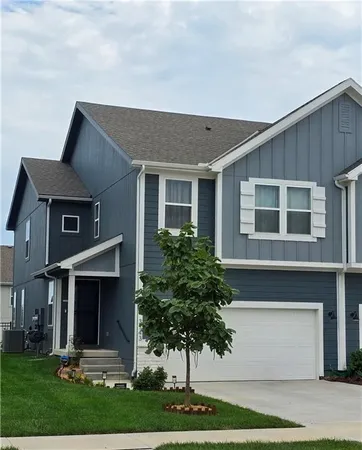 $375,000 | 3743 Southwest Clayton Drive, Lee's Summit, MO 64082