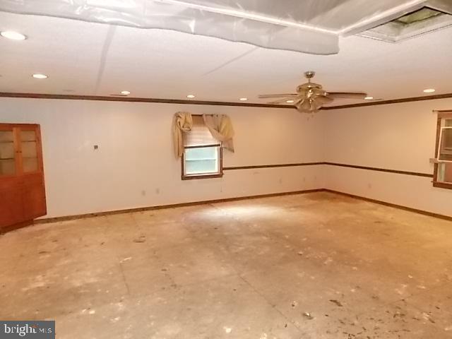 8579 Hood Road Westover, MD 21871 - Photo 5 of 16 Large Family Room