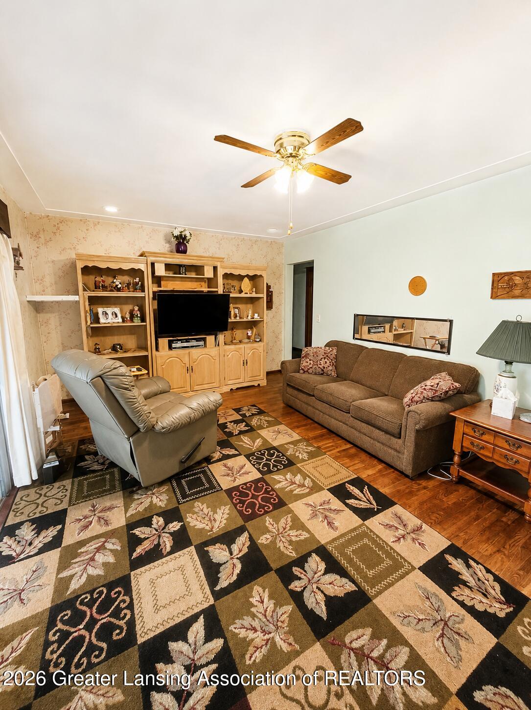4057 West Jolly Road Lansing, MI 48911 - Photo 7 of 29 file_000000008744822f913b4dcf4f453064