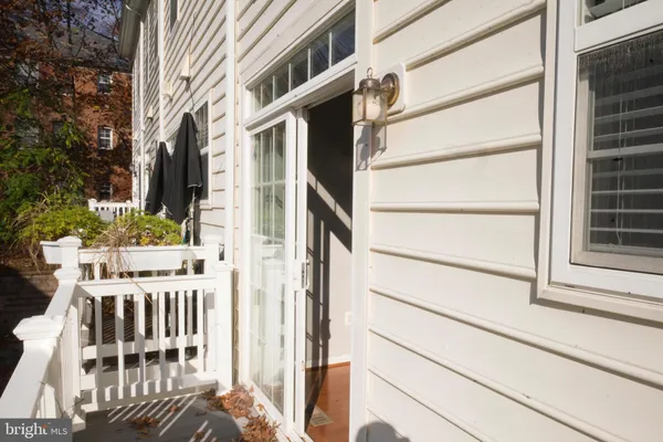 $2,900 | 4281 South Capitol Street Southwest, Washington, DC 20032