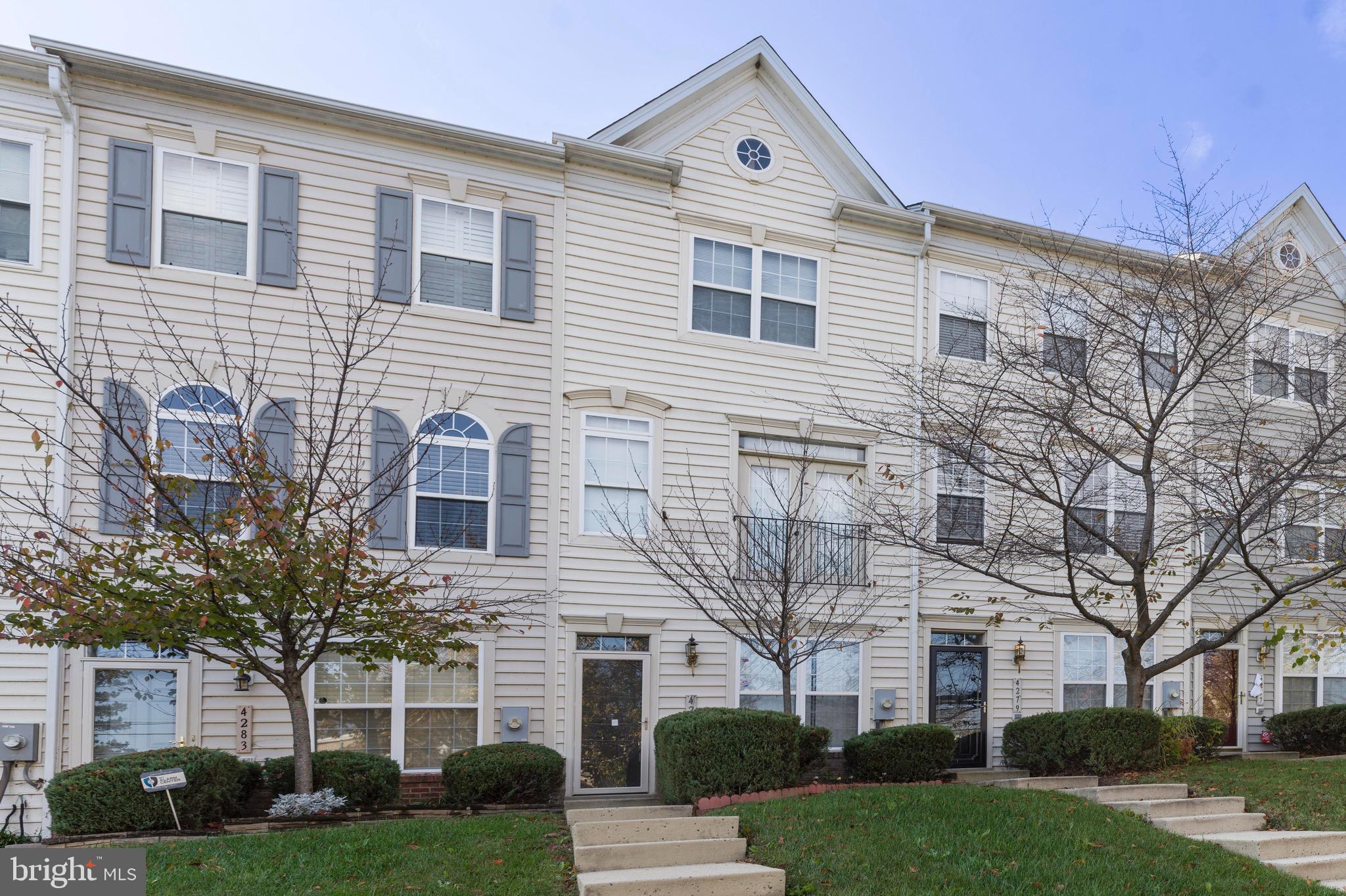 4281 South Capitol Street Southwest Washington, DC 20032 - Photo 2 of 71 a front view of a house with garden