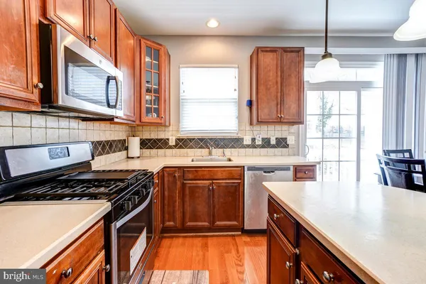 $2,900 | 4281 South Capitol Street Southwest, Washington, DC 20032