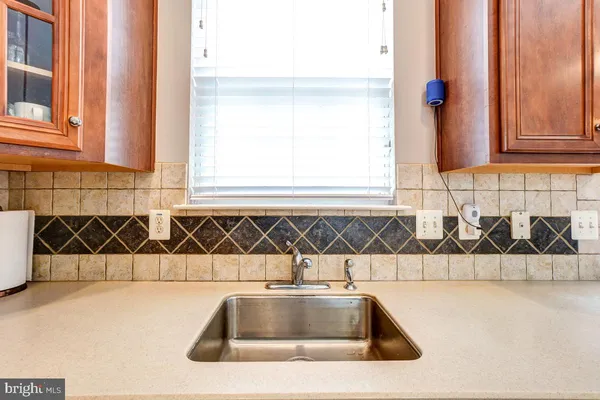 $2,900 | 4281 South Capitol Street Southwest, Washington, DC 20032