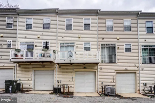 $2,900 | 4281 South Capitol Street Southwest, Washington, DC 20032