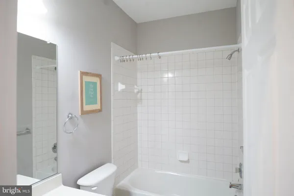 $2,900 | 4281 South Capitol Street Southwest, Washington, DC 20032