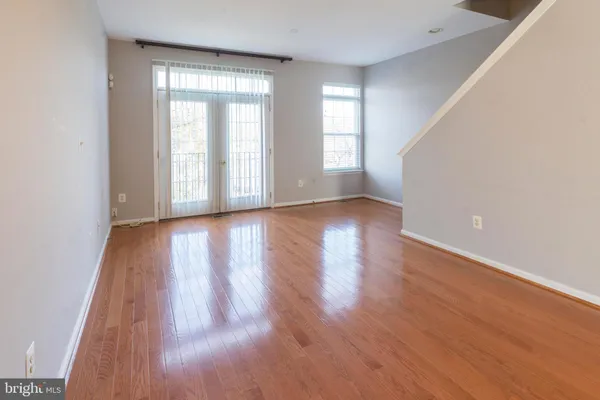 $2,900 | 4281 South Capitol Street Southwest, Washington, DC 20032