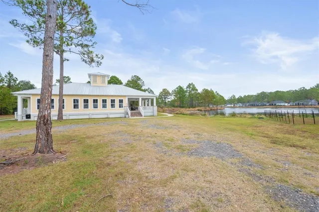 $280,000 | 1613 Ashantilly Drive, Darien, GA 31305