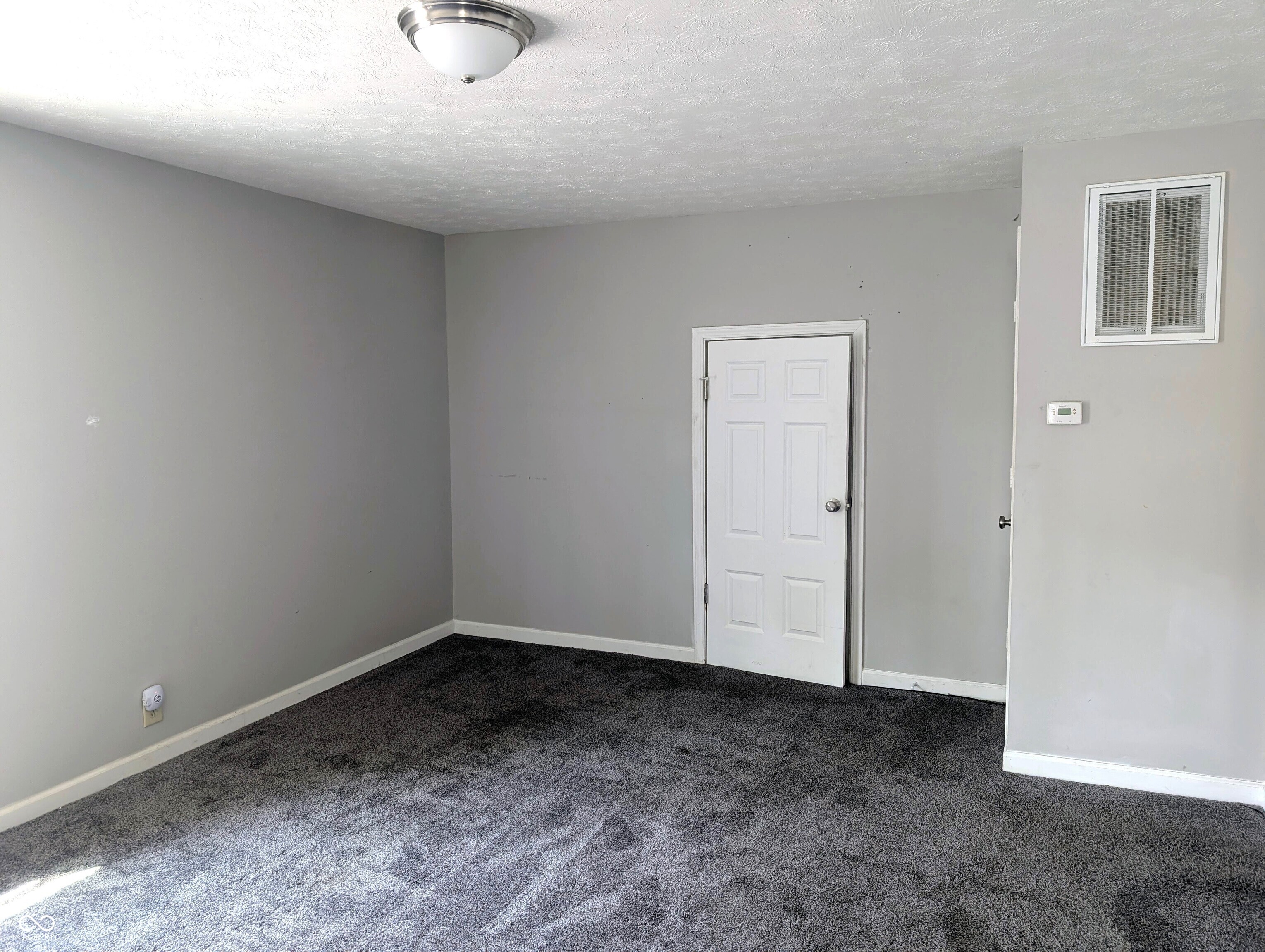 1210 California Street Columbus, IN 47201 - Photo 8 of 13