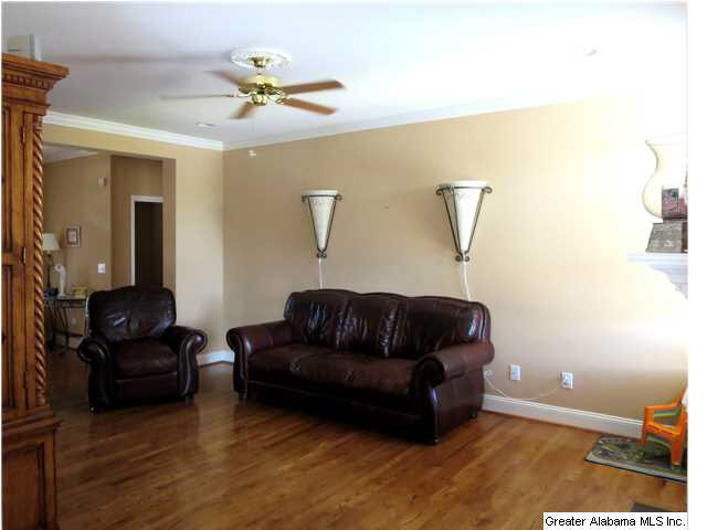 826 Meadow Ridge Lane Birmingham, AL 35242 - Photo 4 of 26