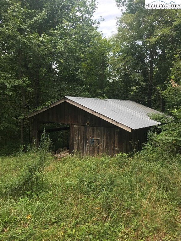 330 Hidden Valley Road Creston, NC 28615 - Photo 12 of 46 Gallery Image 12