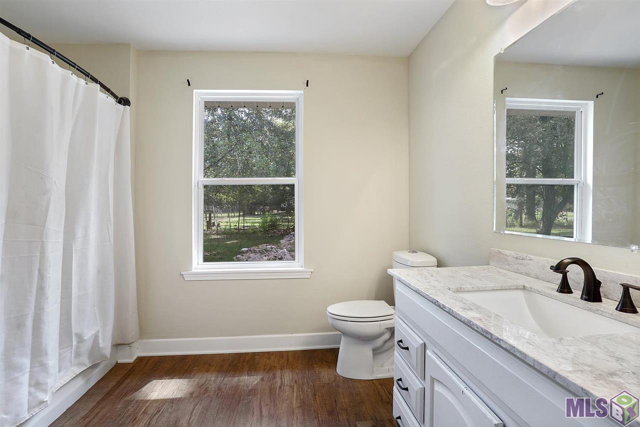 14962 Hood Road Denham Springs, LA 70726 - Photo 8 of 14 Gallery Image 8
