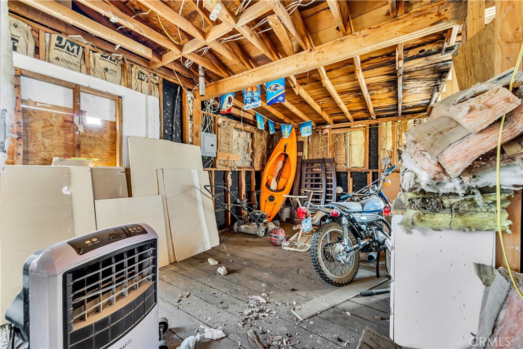 26447 Twenty Mule Team Road Boron, CA 93516 - Photo 51 of 61 a view of gym